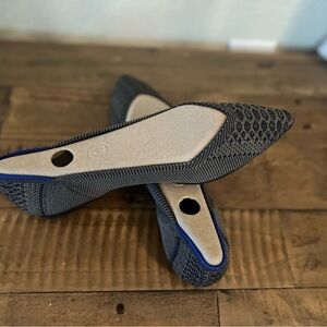 EUC Rothy’s Walnut Python 🐍 Points Size 7